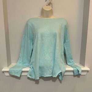 Lilly Pulitzer Light Blue LINEN flowy Sweatshirt Size XL